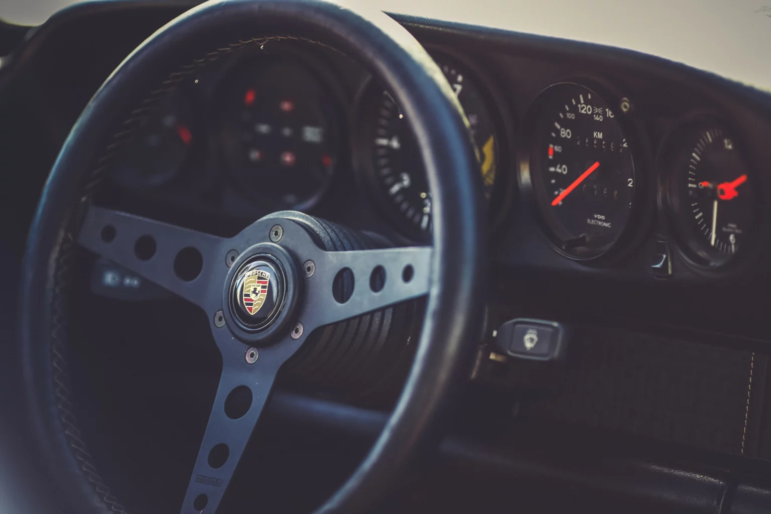Porsche 911 Restomod by Machine Revival