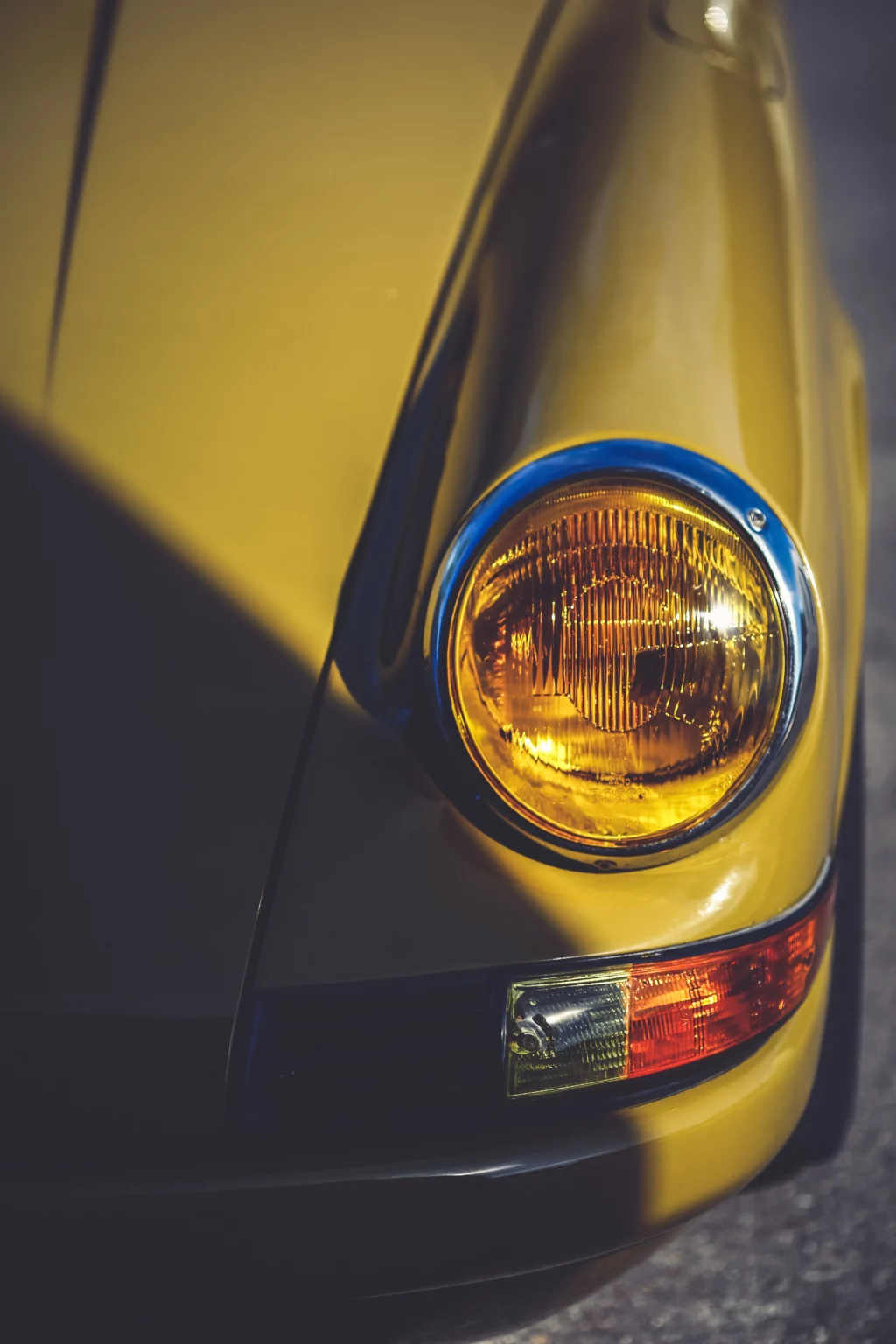 Porsche 911 Restomod by Machine Revival