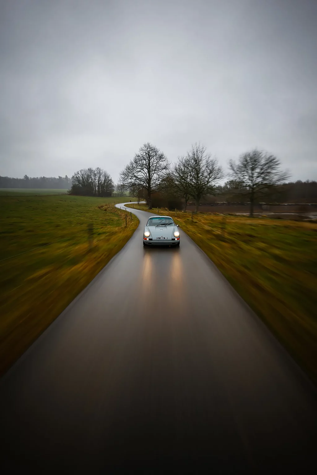 Porsche 911 Restomod by Machine Revival