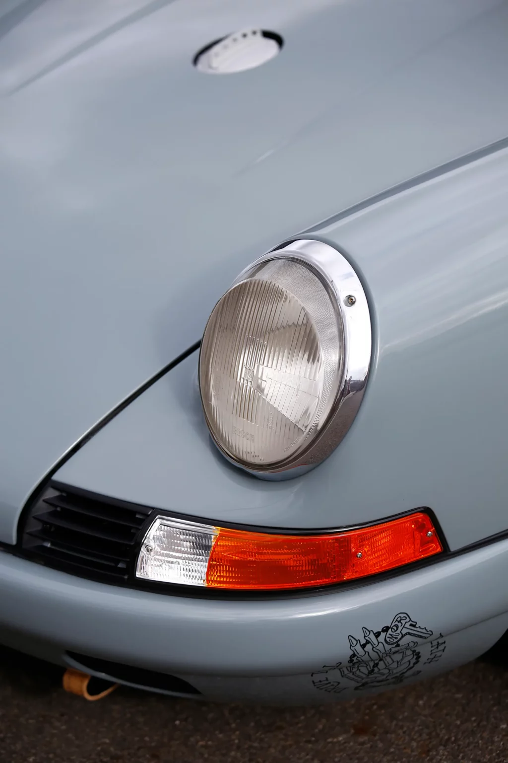 Porsche 911 Restomod by Machine Revival