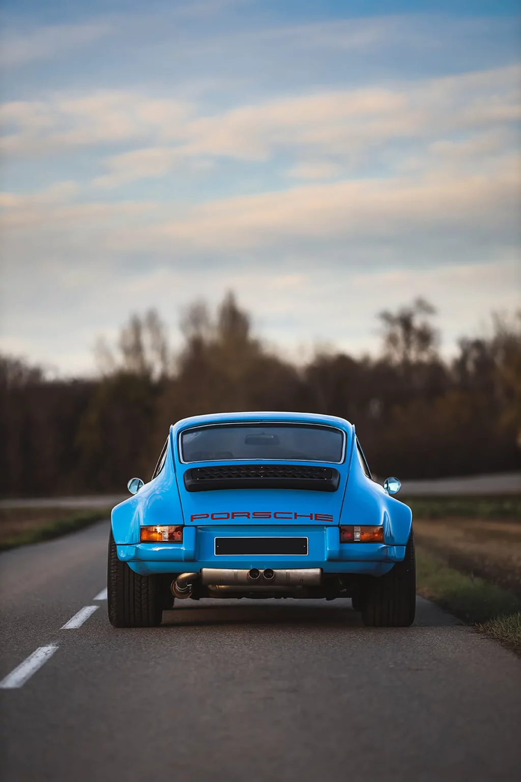 Porsche 911 Restomod by Machine Revival