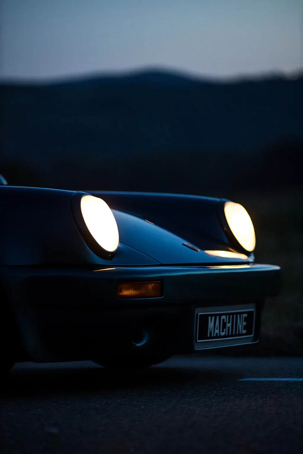 Porsche 911 Restomod by Machine Revival