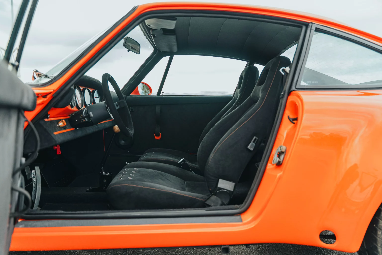 Supercharged Porsche 911 Restomod by Machine Revival