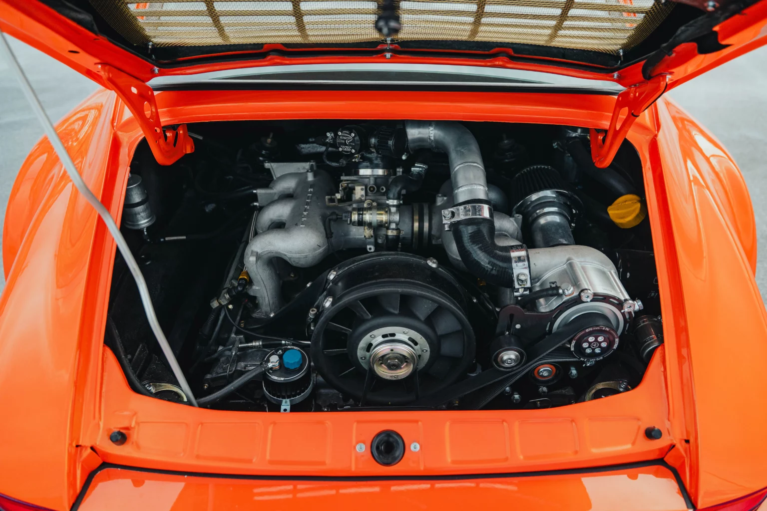 Supercharged Porsche 911 Restomod by Machine Revival