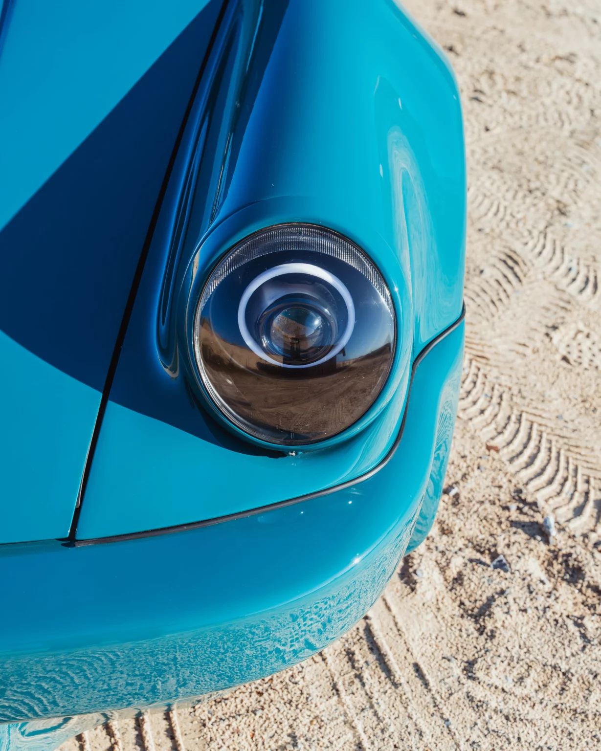 Atra Porsche 930 by Machine Revival