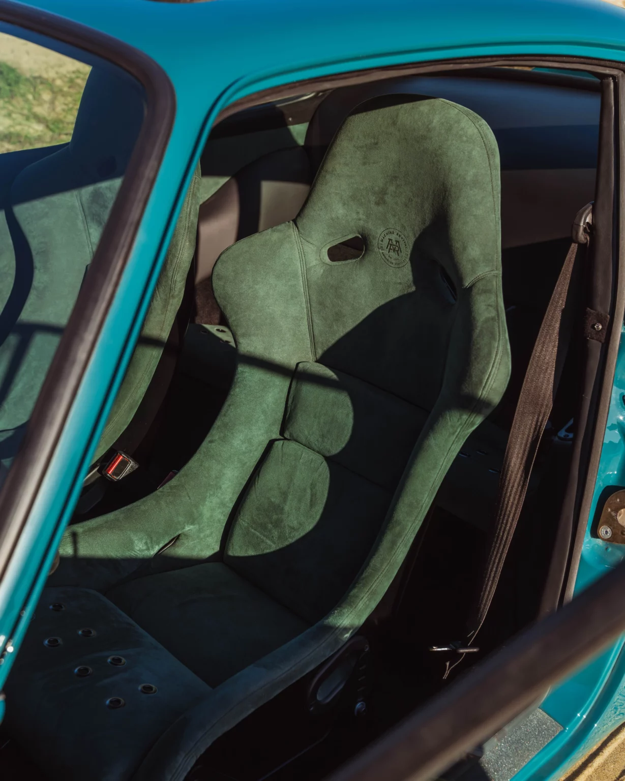 Atra Porsche 930 by Machine Revival