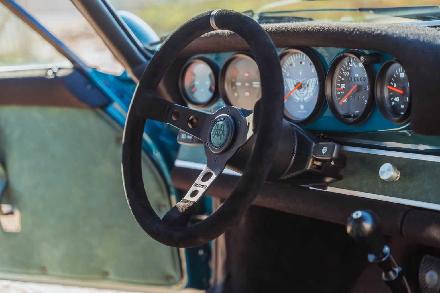 Atra Porsche 930 by Machine Revival