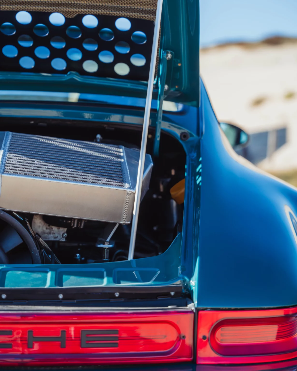 Atra Porsche 930 by Machine Revival