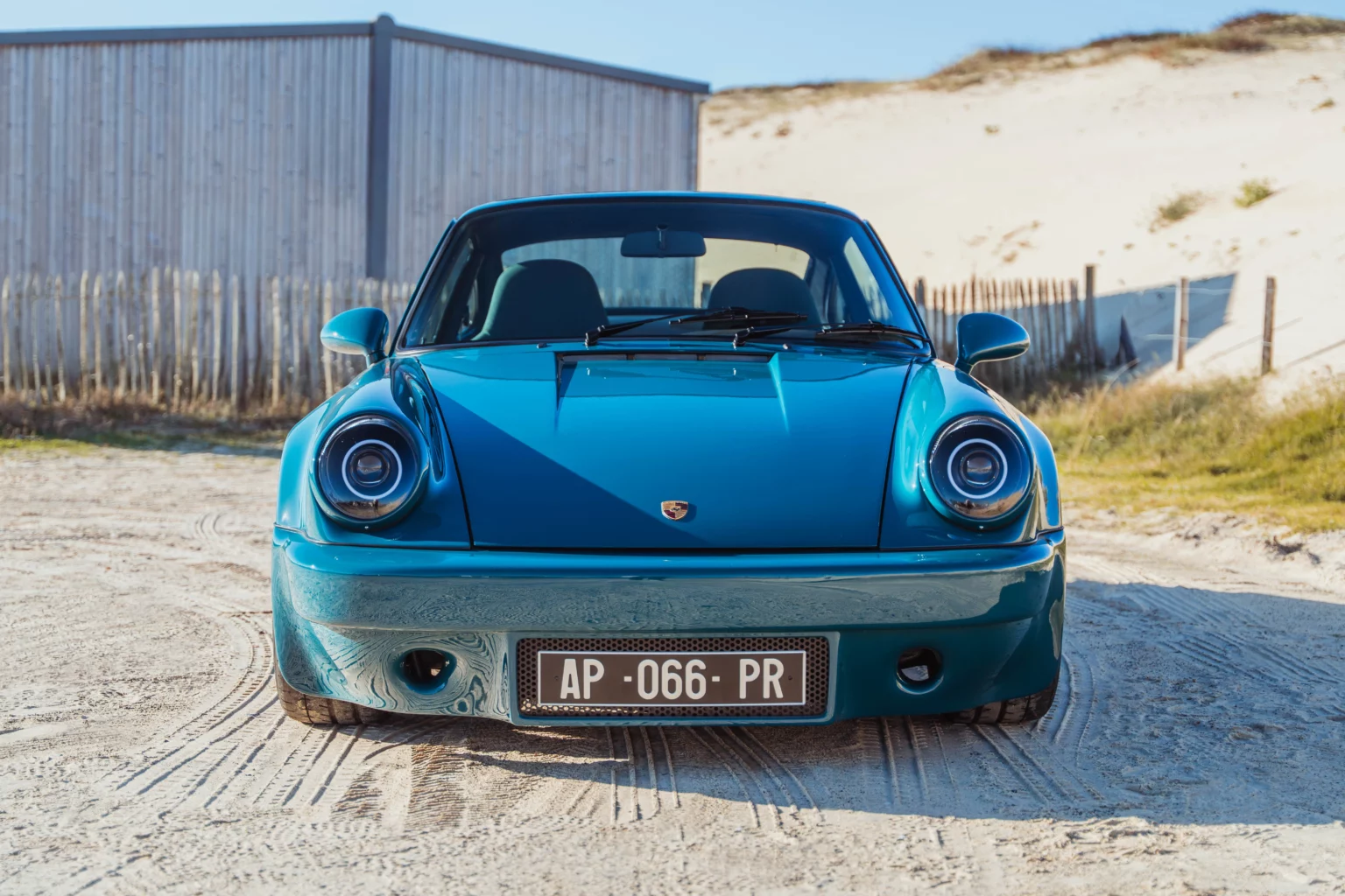 Atra Porsche 930 by Machine Revival