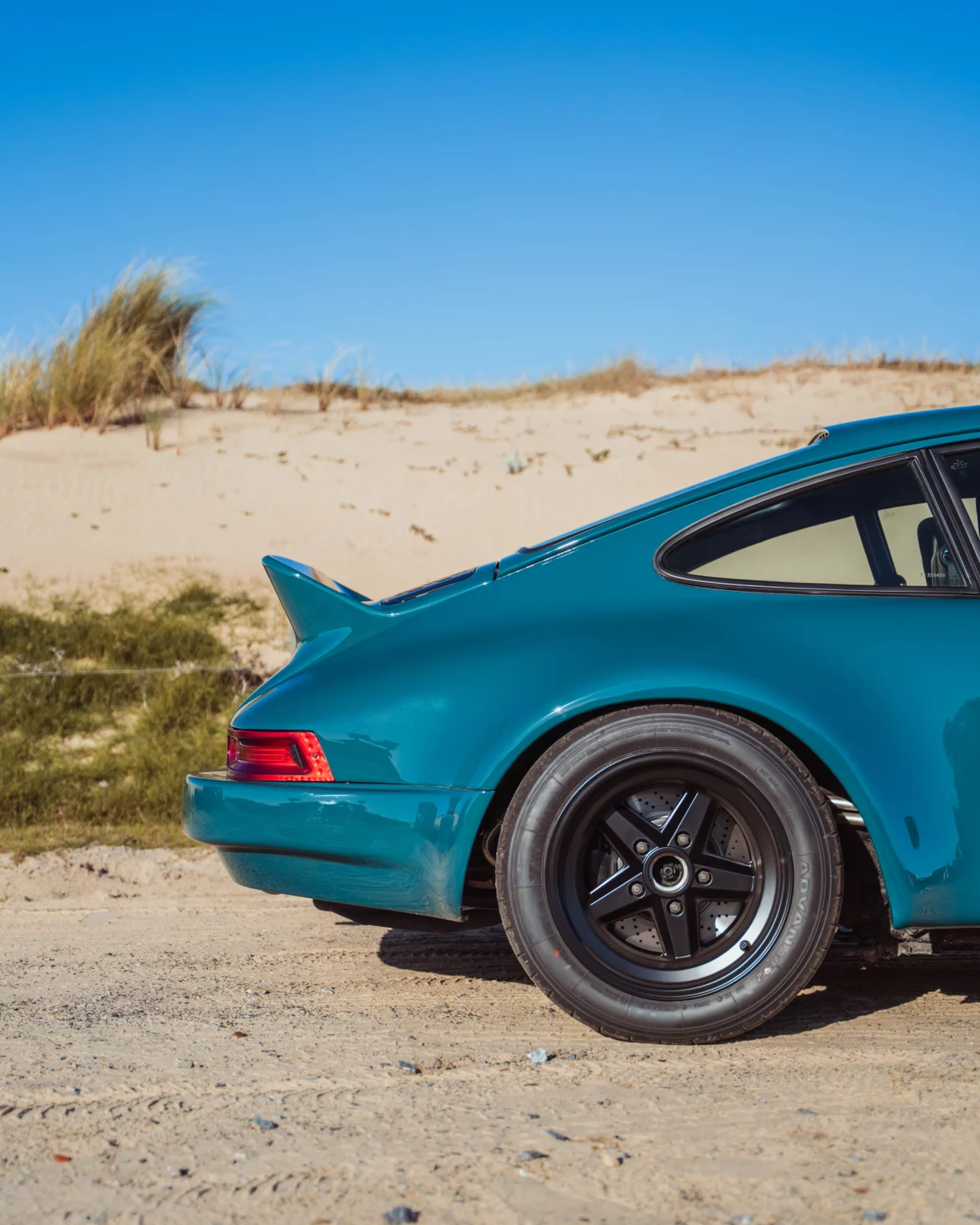 Atra Porsche 930 by Machine Revival