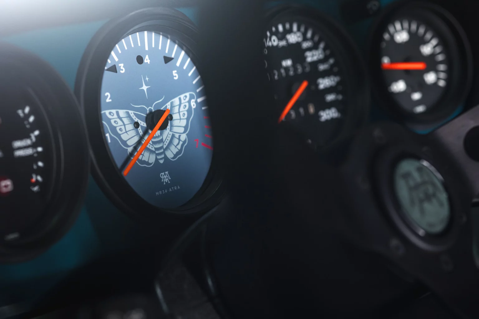 Atra Porsche 930 by Machine Revival