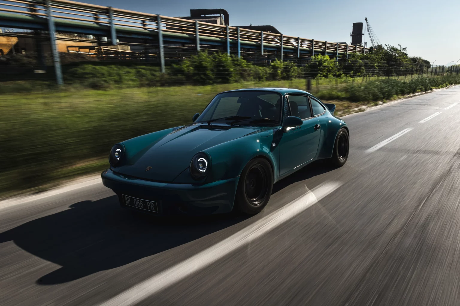 Atra Porsche 930 by Machine Revival